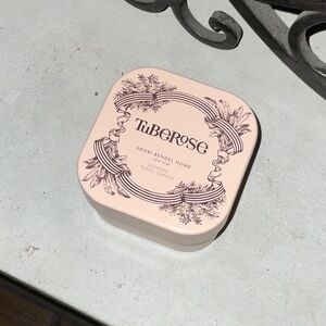 Henri Bendel TUBEROSE Travel Candle in Tin New
